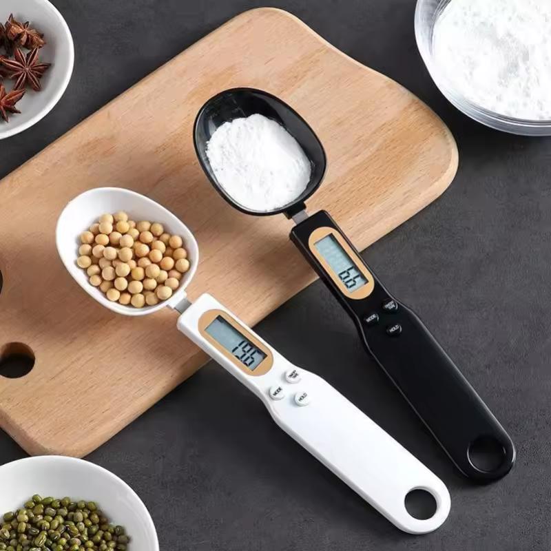 Digital measuring spoon scale black and white